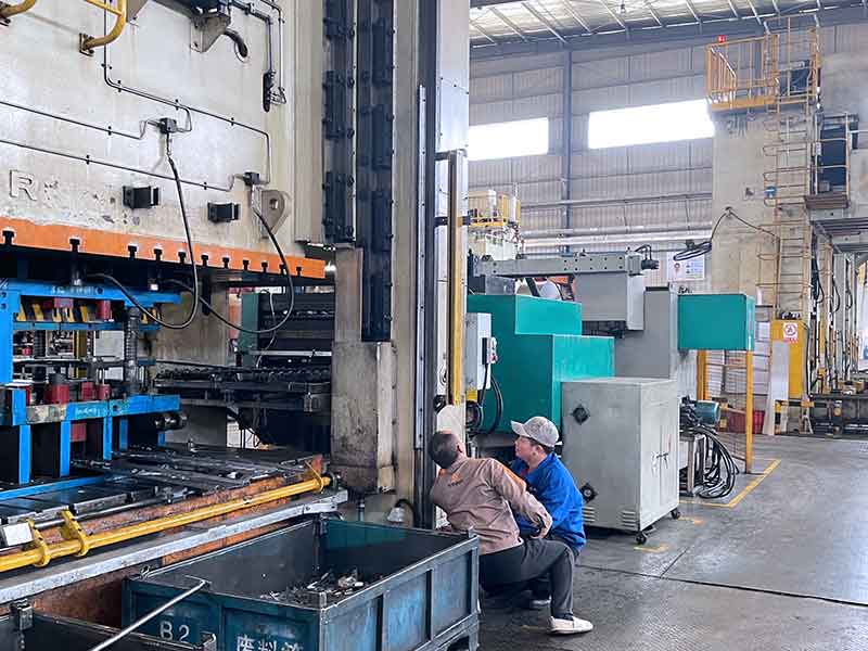 安全光柵在折彎機中如何安裝調(diào)試