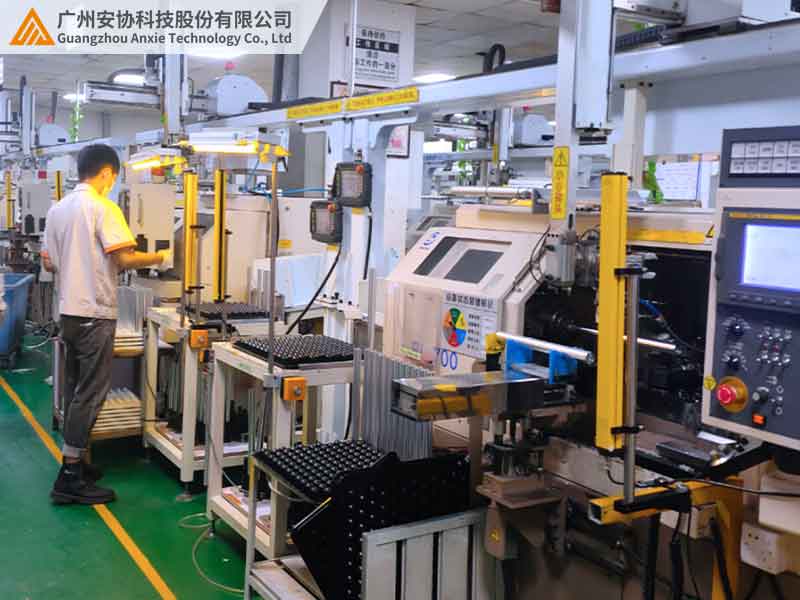 安全光柵如何實(shí)現(xiàn)多設(shè)備聯(lián)動急停