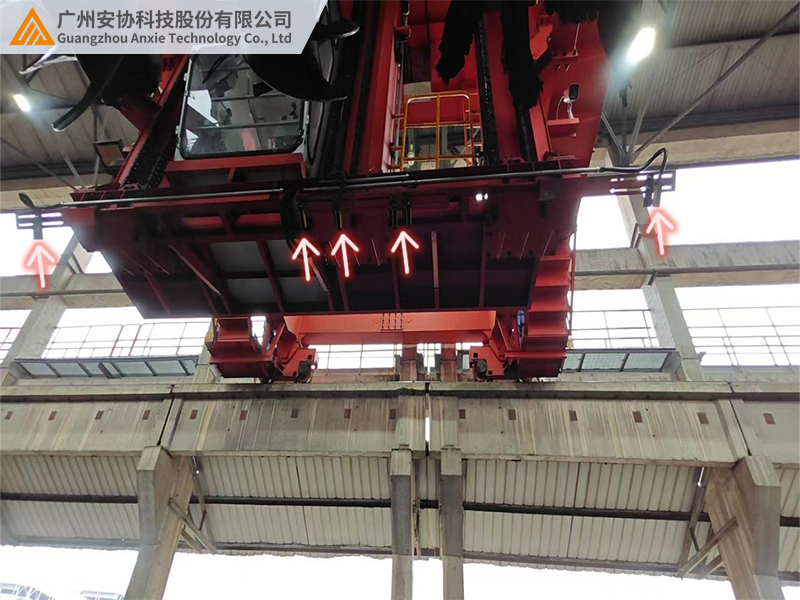 過(guò)軌雙梁起重機(jī)安裝單邊光柵案例.jpg