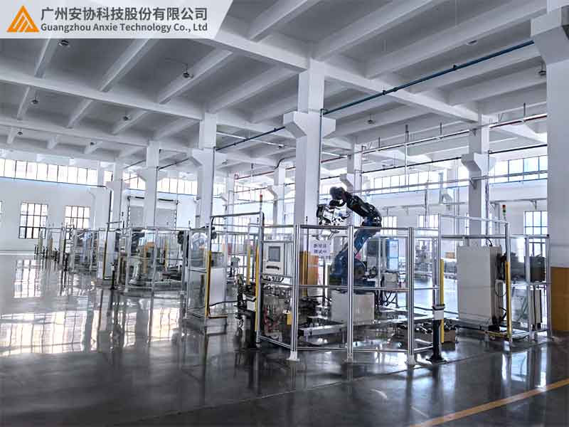 機械臂光幕安全圍欄技術