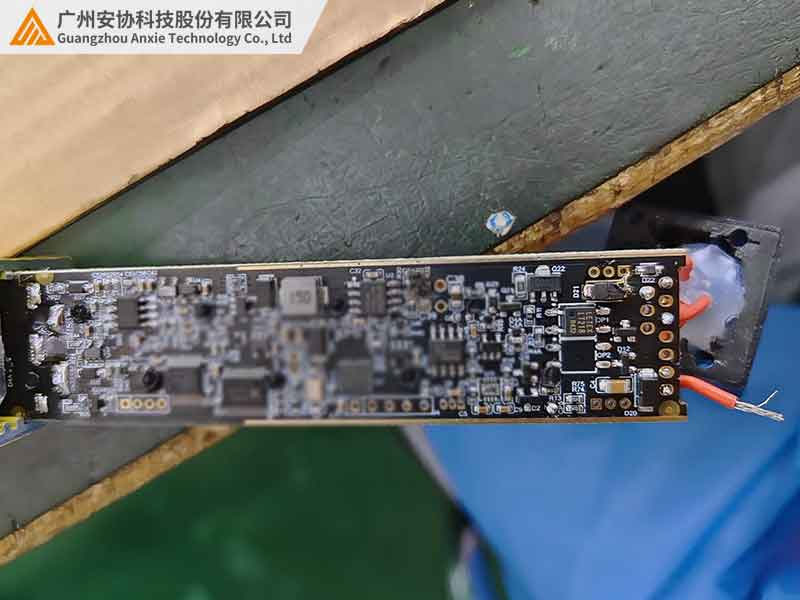 單邊光柵電路板被燒壞的原因