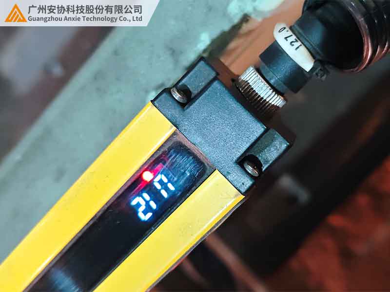 安全光柵的適配電壓范圍是多少