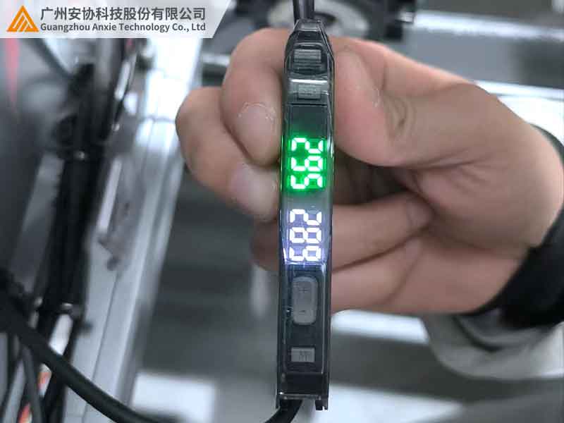 光纖傳感器工作原理.jpg