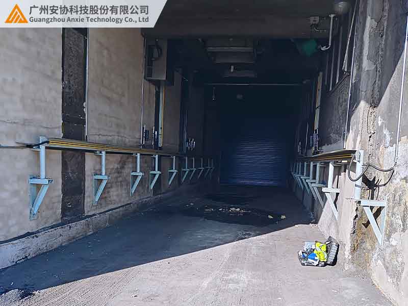 裝載車道光幕測(cè)量提升煤礦裝車效率案例.jpg