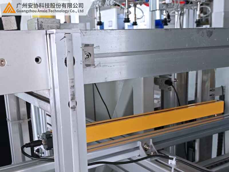 高反光工業(yè)場景單邊光柵應(yīng)用案例.jpg